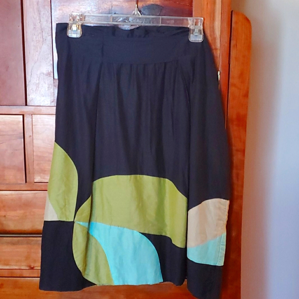 Geometric design skirt worn twice size 12